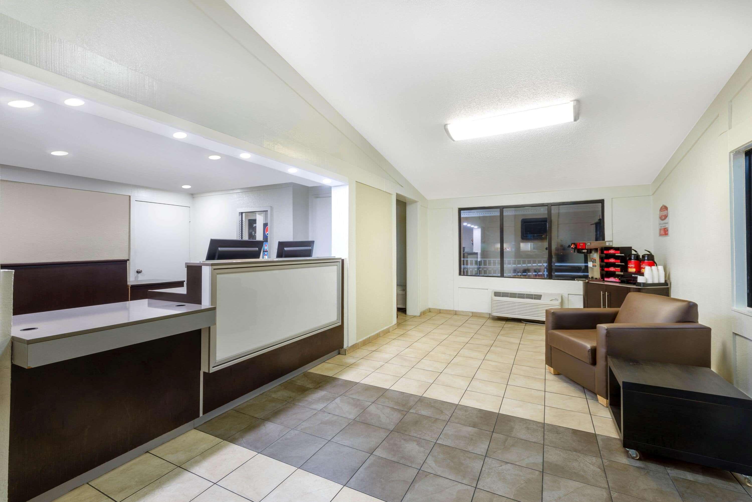 Travelodge by Wyndham Essington / Philadelphia Airport Eksteriør billede
