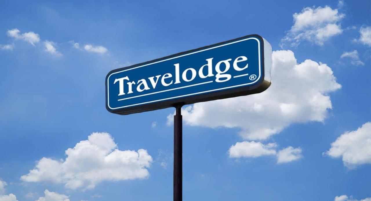 Travelodge by Wyndham Essington / Philadelphia Airport Eksteriør billede